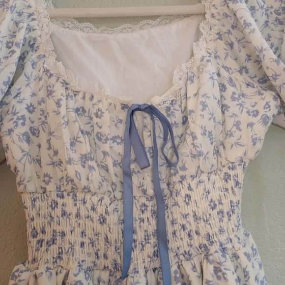 Nordstrom Itsie Ditsy Floral Sweatheart Keyhole Bow Babydoll Neckline Puff Mini - Picture 3 of 6